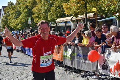 Stadtlauf-Neumarkt-Zieleinlauf-2019-0432