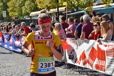 Stadtlauf-Neumarkt-Zieleinlauf-2019-0453
