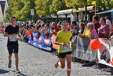 Stadtlauf-Neumarkt-Zieleinlauf-2019-0457