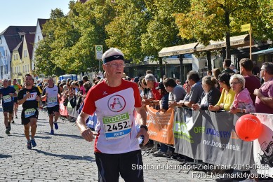 Stadtlauf-Neumarkt-Zieleinlauf-2019-0459