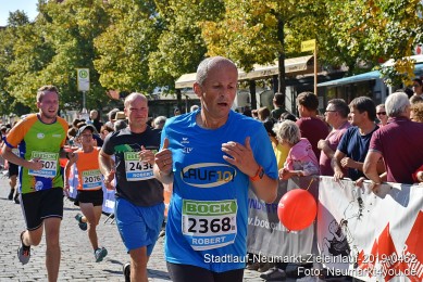 Stadtlauf-Neumarkt-Zieleinlauf-2019-0462