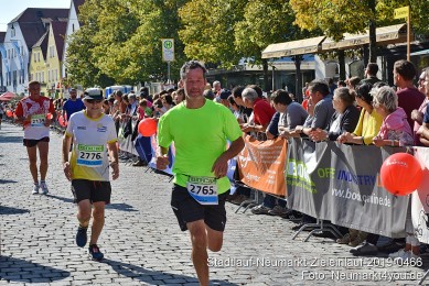Stadtlauf-Neumarkt-Zieleinlauf-2019-0466