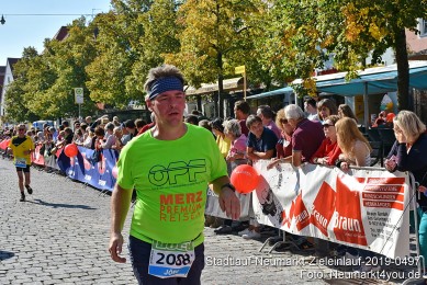 Stadtlauf-Neumarkt-Zieleinlauf-2019-0497