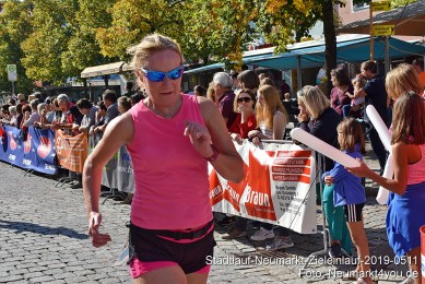 Stadtlauf-Neumarkt-Zieleinlauf-2019-0511