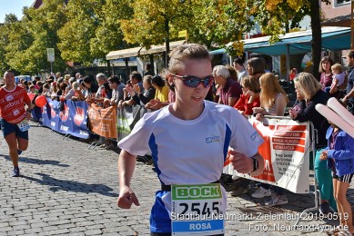 Stadtlauf-Neumarkt-Zieleinlauf-2019-0519