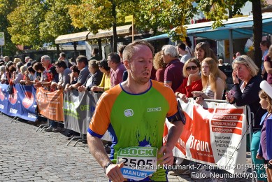 Stadtlauf-Neumarkt-Zieleinlauf-2019-0524