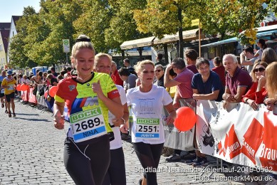 Stadtlauf-Neumarkt-Zieleinlauf-2019-0532