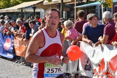 Stadtlauf-Neumarkt-Zieleinlauf-2019-0586