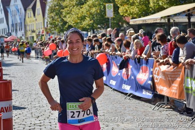 Stadtlauf-Neumarkt-Zieleinlauf-2019-0614