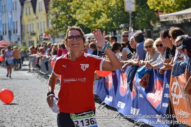 Stadtlauf-Neumarkt-Zieleinlauf-2019-0752