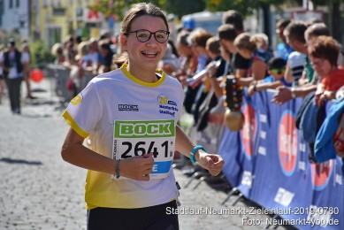 Stadtlauf-Neumarkt-Zieleinlauf-2019-0780