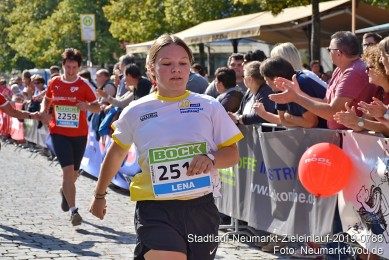 Stadtlauf-Neumarkt-Zieleinlauf-2019-0788