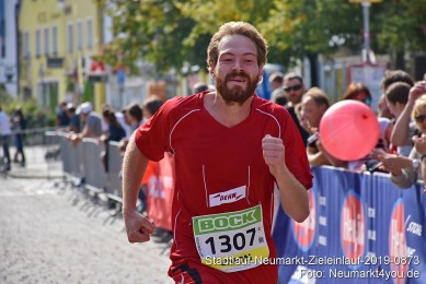 Stadtlauf-Neumarkt-Zieleinlauf-2019-0873