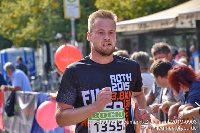 Stadtlauf-Neumarkt-Zieleinlauf-2019-0903
