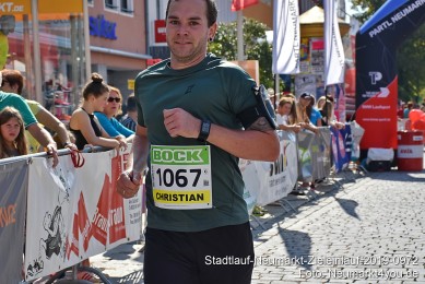 Stadtlauf-Neumarkt-Zieleinlauf-2019-0972
