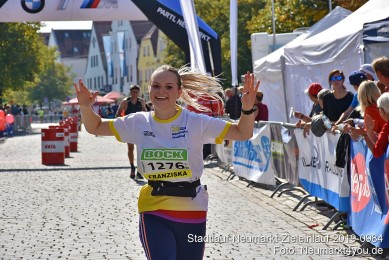 Stadtlauf-Neumarkt-Zieleinlauf-2019-0984