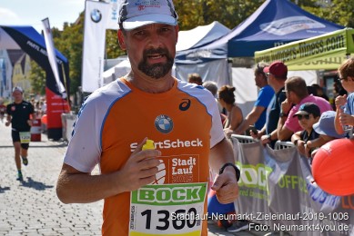 Stadtlauf-Neumarkt-Zieleinlauf-2019-1006