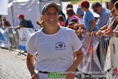 Stadtlauf-Neumarkt-Zieleinlauf-2019-1072