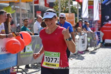 Stadtlauf-Neumarkt-Zieleinlauf-2019-1101