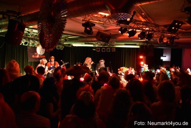 Weiberfasching-Neumarkt-2020-200220-0095