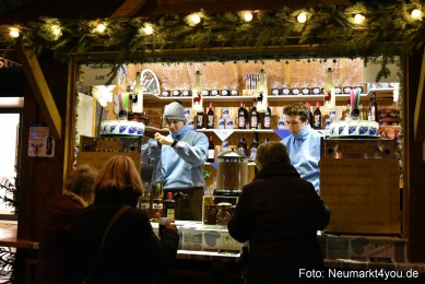 Weihnachtsmarkt-Neumarkt-2019-0045