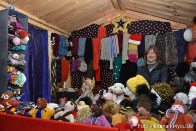 Weihnachtsmarkt-Neumarkt-2019-0059