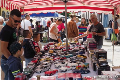 Altstadtflohmarkt-Neumarkt-2019-0029