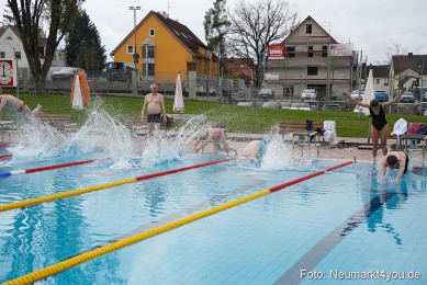 Anschwimmen-Freibad-Neumarkt-280423-0006