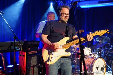 Cash-und-Cocaine-im-G6-191122-0012