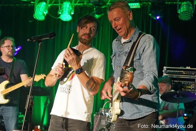 Cash-und-Cocaine-im-G6-191122-0025