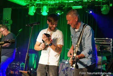 Cash-und-Cocaine-im-G6-191122-0026