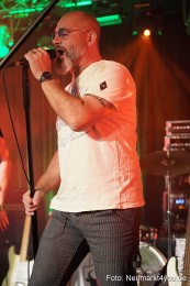 Cash-und-Cocaine-im-G6-191122-0038