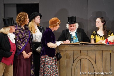 Der-Florentinerhut-Schloss-Spiele-Neumarkt-0002