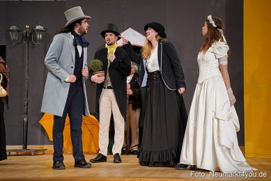 Der-Florentinerhut-Schloss-Spiele-Neumarkt-0117