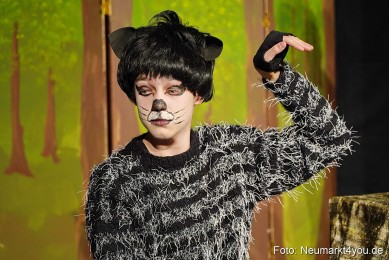 Der-ungestiefelte-Kater-261122-0013