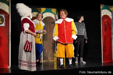 Der-ungestiefelte-Kater-261122-0057