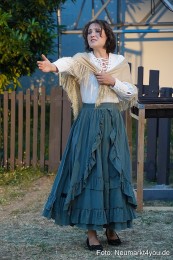 Die-eingebildete-Kranke-Schloss-Spiele-Neumarkt-2025-0043