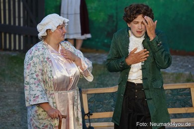 Die-eingebildete-Kranke-Schloss-Spiele-Neumarkt-2025-0049