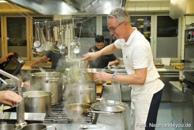 Ehrenschmankerlkoch-Philipp-Dehn-111021-0005