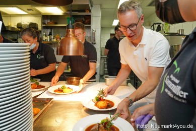 Ehrenschmankerlkoch-Philipp-Dehn-111021-0039