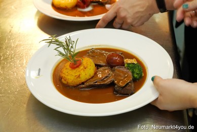 Ehrenschmankerlkoch-Philipp-Dehn-111021-0040