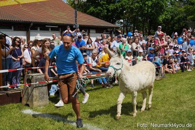 Eselrennen-Fruehlingsfest-Neumarkt-2024-0025