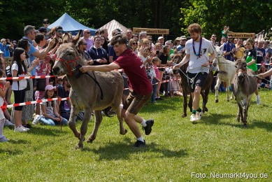 Eselrennen-Fruehlingsfest-Neumarkt-2024-0049