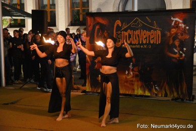 Feuershow-Rathausplatz-Nacht-der-Sinne-2022-0002