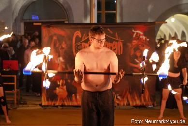 Feuershow-Rathausplatz-Nacht-der-Sinne-2022-0028