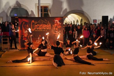 Feuershow-Rathausplatz-Nacht-der-Sinne-2022-0042