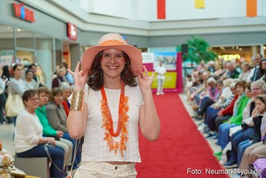 Modenschau-NeuerMarkt-Fruehling-2025-0011