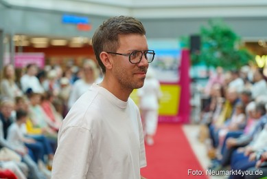 Modenschau-NeuerMarkt-Fruehling-2025-0039