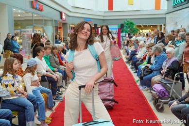 Modenschau-NeuerMarkt-Fruehling-2025-0047