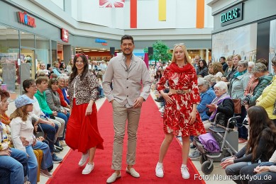 Modenschau-NeuerMarkt-Fruehling-2025-0055